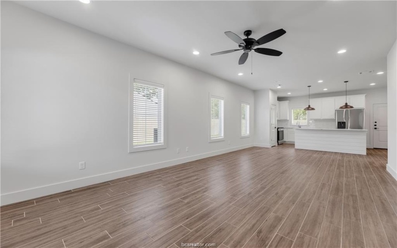 1412 Magnolia Drive, College Station, TX 77840, 4 Habitaciones Habitaciones , ,5 BañosBaños,Residential,En Venta,1412 Magnolia Drive,0,26000538