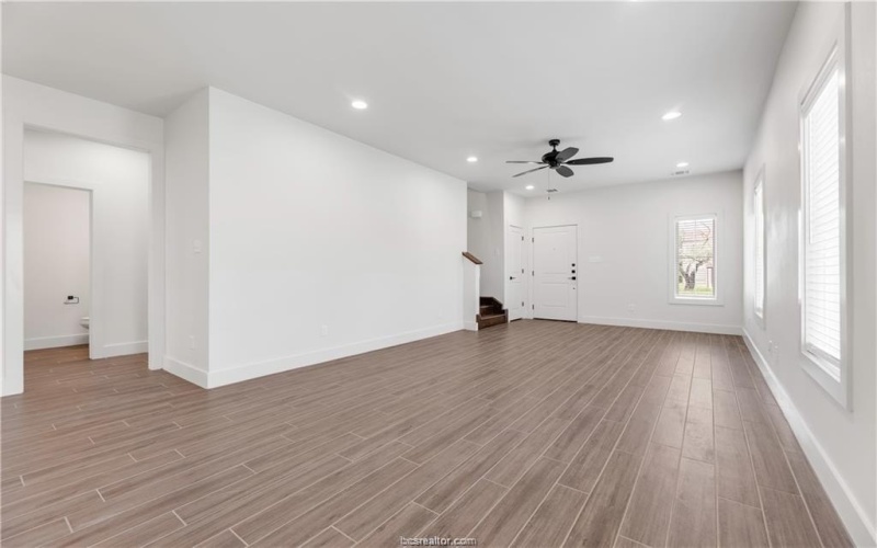 1412 Magnolia Drive, College Station, TX 77840, 4 Habitaciones Habitaciones , ,5 BañosBaños,Residential,En Venta,1412 Magnolia Drive,0,26000538