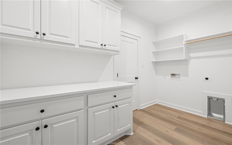 5034 Toscana Loop, Bryan, TX 77802, 4 Habitaciones Habitaciones , ,5 BañosBaños,Residential,En Venta,5034 Toscana Loop,0,26001042