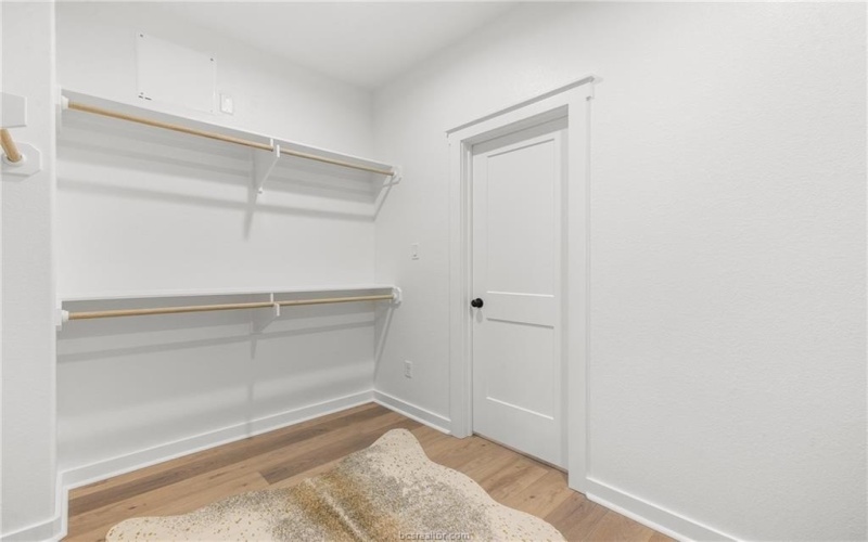 5034 Toscana Loop, Bryan, TX 77802, 4 Habitaciones Habitaciones , ,5 BañosBaños,Residential,En Venta,5034 Toscana Loop,0,26001042