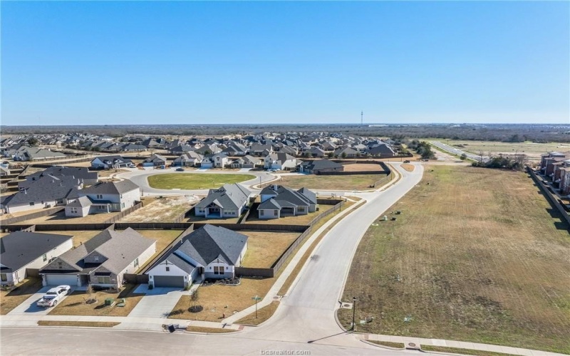 5034 Toscana Loop, Bryan, TX 77802, 4 Habitaciones Habitaciones , ,5 BañosBaños,Residential,En Venta,5034 Toscana Loop,0,26001042