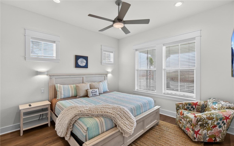 217 Sweet Bay Street, Port Aransas, TX 78373, 6 Habitaciones Habitaciones , ,6 BañosBaños,Residential,En Venta,217 Sweet Bay Street,0,472138