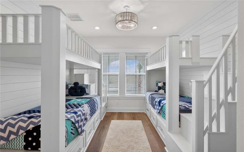 217 Sweet Bay Street, Port Aransas, TX 78373, 6 Habitaciones Habitaciones , ,6 BañosBaños,Residential,En Venta,217 Sweet Bay Street,0,472138