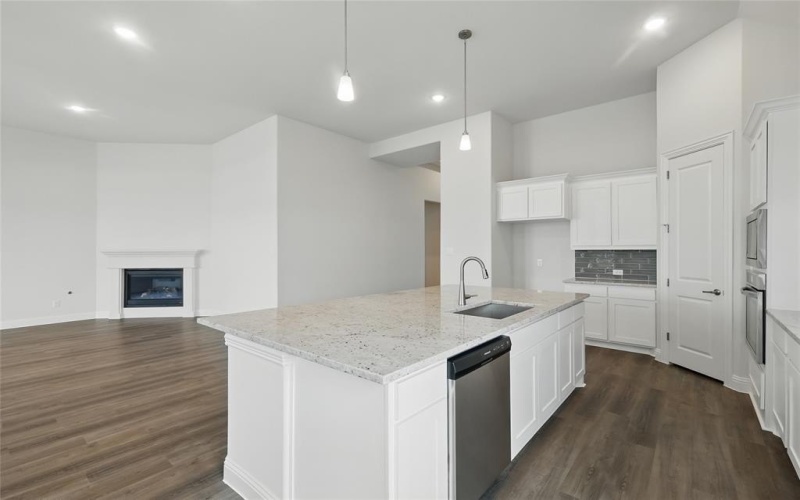 16317 Flatlands Way, Celina, TX 75009, 4 Habitaciones Habitaciones , ,3 BañosBaños,Residential,En Venta,16317 Flatlands Way,20687685