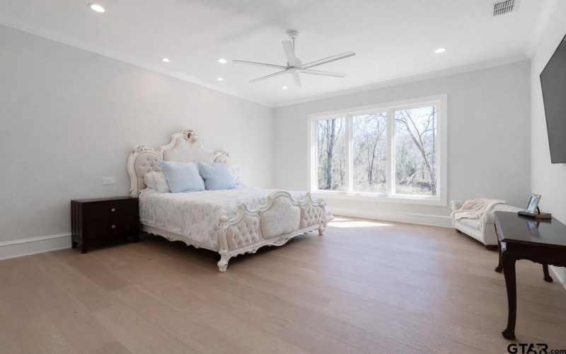 1830 Sentinel Way, Tyler, TX 75703, 4 Bedrooms Bedrooms, ,5 BathroomsBathrooms,Residential,For Sale,1830 Sentinel Way,0,26002733