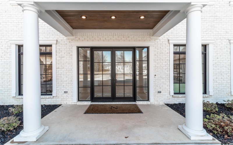 1830 Sentinel Way, Tyler, TX 75703, 4 Bedrooms Bedrooms, ,5 BathroomsBathrooms,Residential,For Sale,1830 Sentinel Way,0,26002733