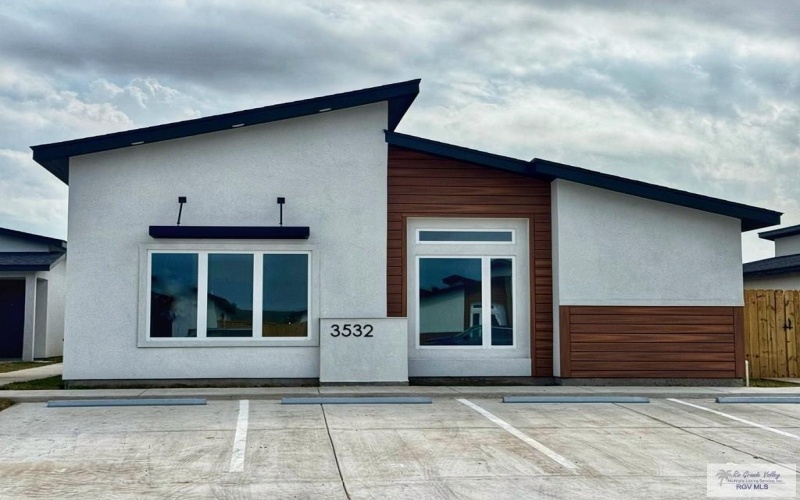 3532 HIDALGO CIR unit: 4, BROWNSVILLE, TX 78520, 2 Habitaciones Habitaciones , ,2 BañosBaños,Residential Multi Family,En Venta,3532 HIDALGO CIR unit: 4,0,29765596