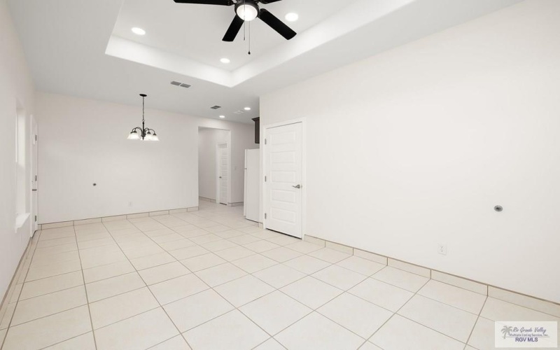 2326 N VALLEY CIRCLE unit: B, LA FERIA, TX 78559, 3 Habitaciones Habitaciones , ,2 BañosBaños,Residential Multi Family,En Venta,2326 N VALLEY CIRCLE unit: B,0,29765675