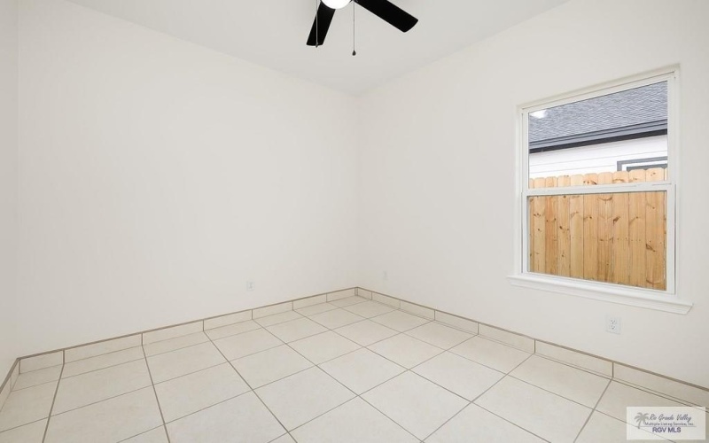 2226 N VALLEY CIRCLE unit: B, LA FERIA, TX 78559, 3 Bedrooms Bedrooms, ,2 BathroomsBathrooms,Residential Multi Family,For Sale,2226 N VALLEY CIRCLE unit: B,0,29765676