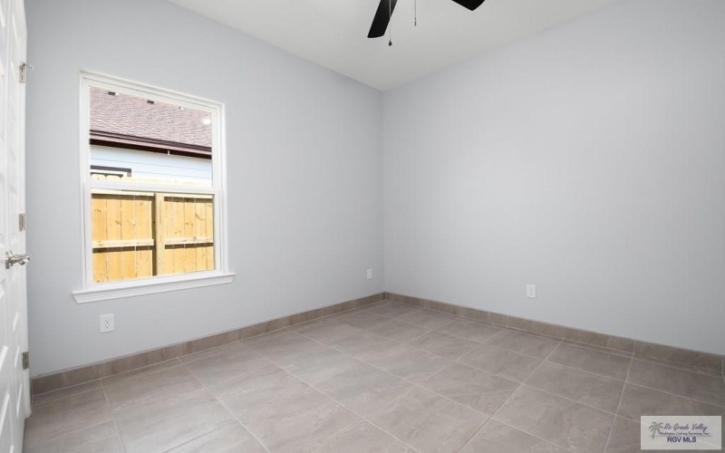 2228 N VALLEY CIRCLE unit: A, LA FERIA, TX 78559, 3 Habitaciones Habitaciones , ,2 BañosBaños,Residential Multi Family,En Venta,2228 N VALLEY CIRCLE unit: A,0,29765683