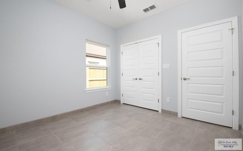 2228 N VALLEY CIRCLE unit: A, LA FERIA, TX 78559, 3 Habitaciones Habitaciones , ,2 BañosBaños,Residential Multi Family,En Venta,2228 N VALLEY CIRCLE unit: A,0,29765683