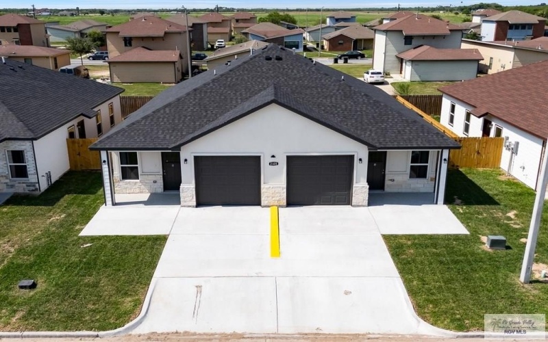 2328 N VALLEY CIRCLE unit: B, LA FERIA, TX 78559, 3 Habitaciones Habitaciones , ,2 BañosBaños,Residential Multi Family,En Venta,2328 N VALLEY CIRCLE unit: B,0,29765689