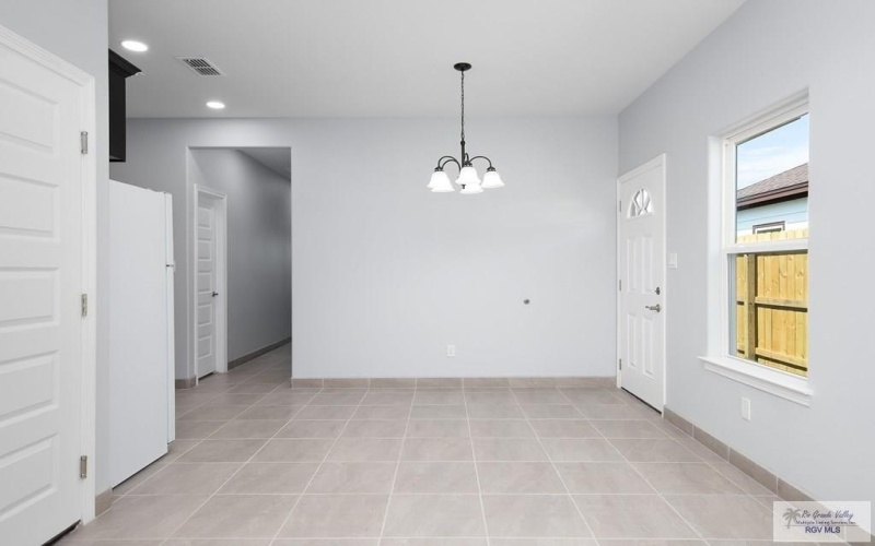 2328 N VALLEY CIRCLE unit: B, LA FERIA, TX 78559, 3 Habitaciones Habitaciones , ,2 BañosBaños,Residential Multi Family,En Venta,2328 N VALLEY CIRCLE unit: B,0,29765689