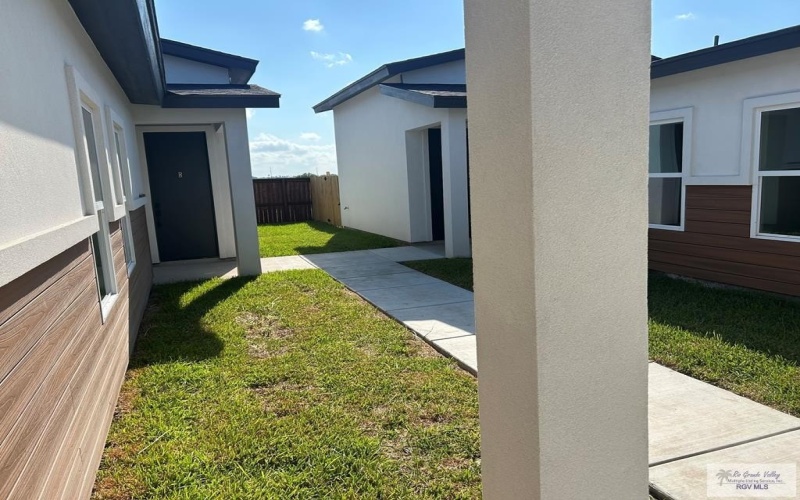 3536 HIDALGO CIR, BROWNSVILLE, TX 78520, 2 Bedrooms Bedrooms, ,2 BathroomsBathrooms,Residential Multi Family,For Sale,3536 HIDALGO CIR,0,29770264