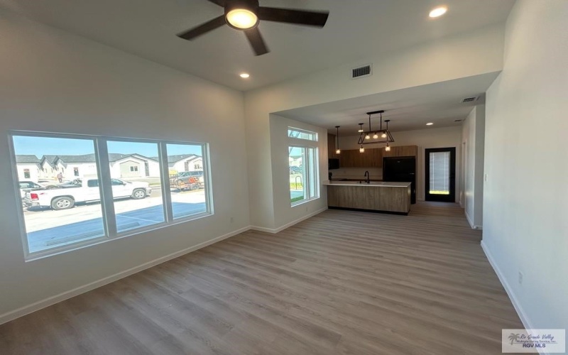 3536 HIDALGO CIR, BROWNSVILLE, TX 78520, 2 Bedrooms Bedrooms, ,2 BathroomsBathrooms,Residential Multi Family,For Sale,3536 HIDALGO CIR,0,29770264