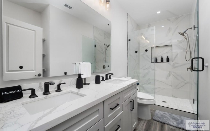 3569 HIDALGO CIR unit: B, BROWNSVILLE, TX 78520, 2 Habitaciones Habitaciones , ,2 BañosBaños,Residential Multi Family,En Venta,3569 HIDALGO CIR unit: B,0,29771115