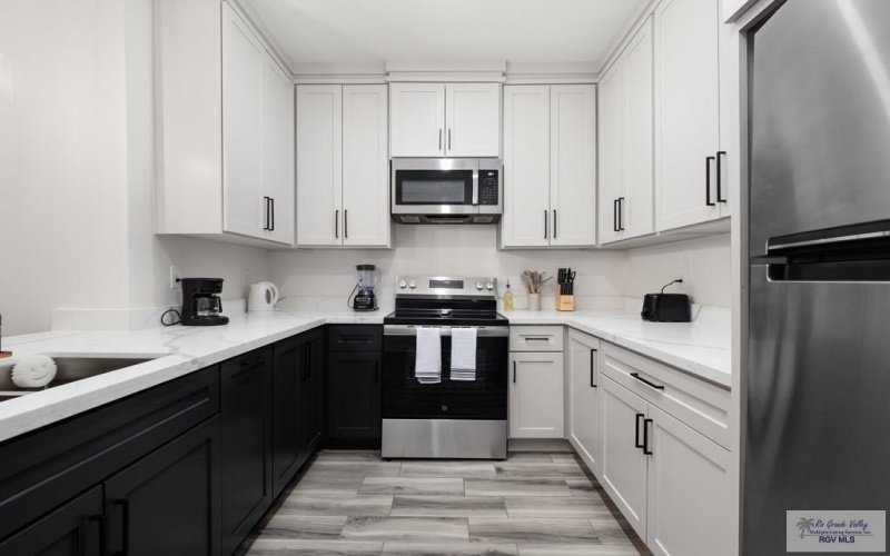 3569 HIDALGO CIR, BROWNSVILLE, TX 78526, 2 Habitaciones Habitaciones , ,2 BañosBaños,Residential Multi Family,En Venta,3569 HIDALGO CIR,0,29771475