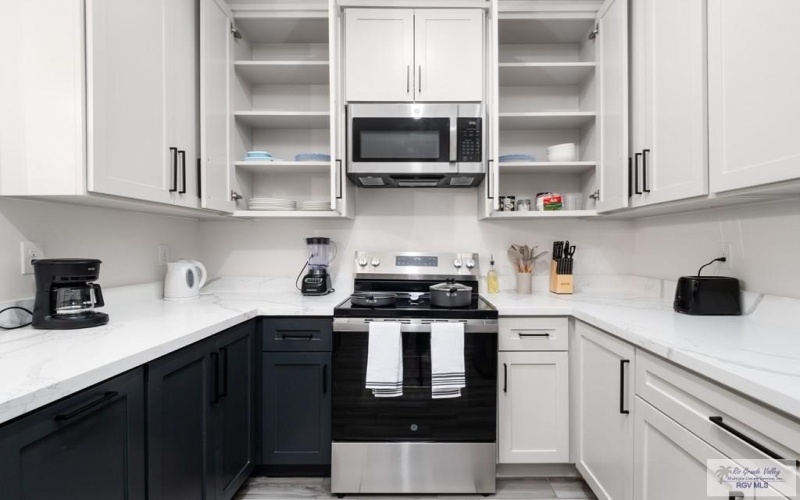 3569 HIDALGO CIR, BROWNSVILLE, TX 78526, 2 Habitaciones Habitaciones , ,2 BañosBaños,Residential Multi Family,En Venta,3569 HIDALGO CIR,0,29771475