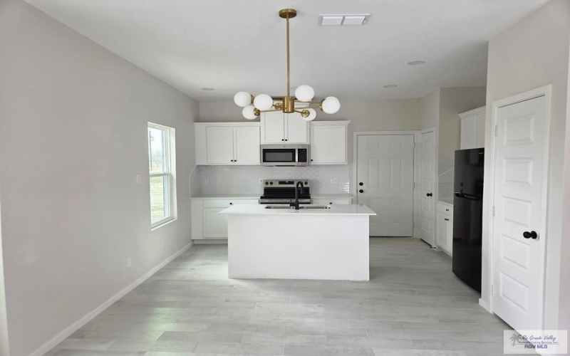 203 ROYAL PALM DR unit: A, MERCEDES, TX 78570, 3 Bedrooms Bedrooms, ,2 BathroomsBathrooms,Residential Multi Family,For Sale,203 ROYAL PALM DR unit: A,0,29772380