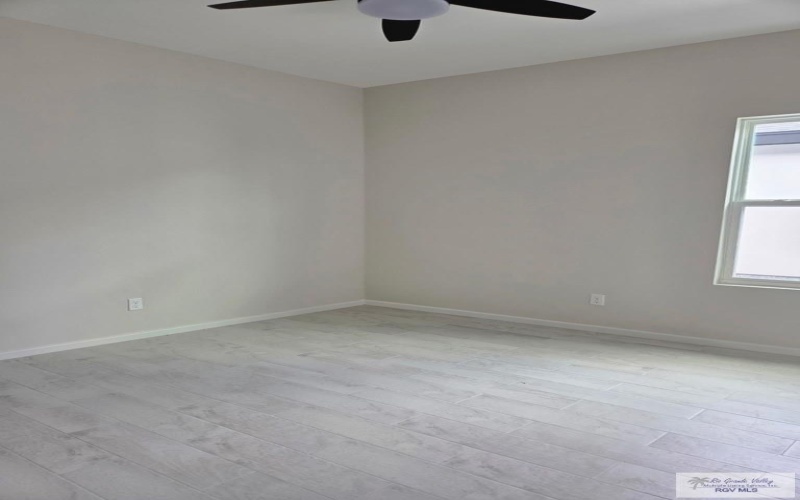 203 ROYAL PALM DR unit: A, MERCEDES, TX 78570, 3 Bedrooms Bedrooms, ,2 BathroomsBathrooms,Residential Multi Family,For Sale,203 ROYAL PALM DR unit: A,0,29772380