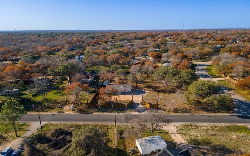 23307 Hickory Shadow, Elmendorf, TX 78112, 3 Bedrooms Bedrooms, ,2 BathroomsBathrooms,Residential,For Sale,23307 Hickory Shadow,0,122602