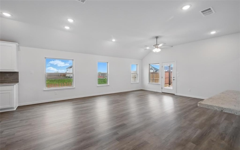 16109 Garden Drive, Celina, TX 75009, 4 Habitaciones Habitaciones , ,3 BañosBaños,Residential,En Venta,16109 Garden Drive,20687836
