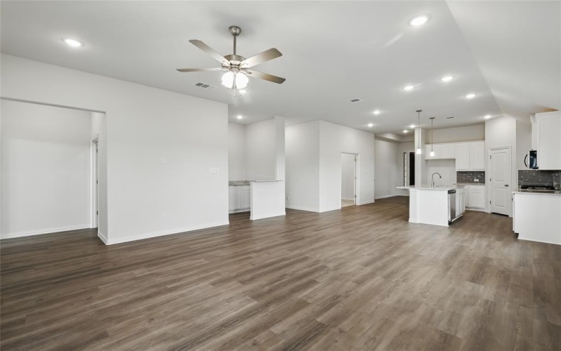 16109 Garden Drive, Celina, TX 75009, 4 Habitaciones Habitaciones , ,3 BañosBaños,Residential,En Venta,16109 Garden Drive,20687836