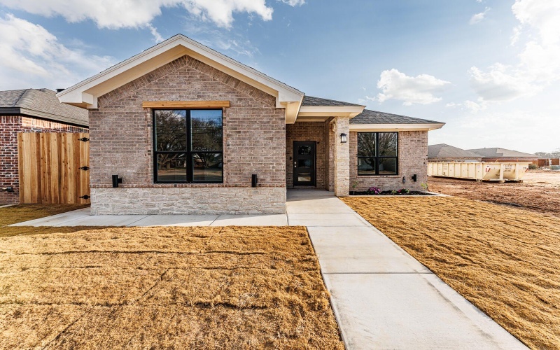 3819 58th Street, Lubbock, TX 79413, 3 Bedrooms Bedrooms, ,2 BathroomsBathrooms,Residential,For Sale,3819 58th Street,0,202602561