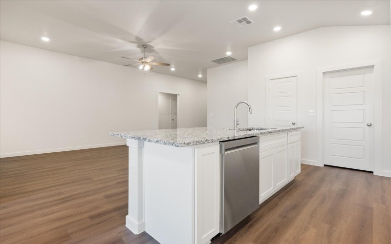 5640 Rice Street, Lubbock, TX 79416, 3 Habitaciones Habitaciones , ,2 BañosBaños,Residential,En Venta,5640 Rice Street,0,202602562