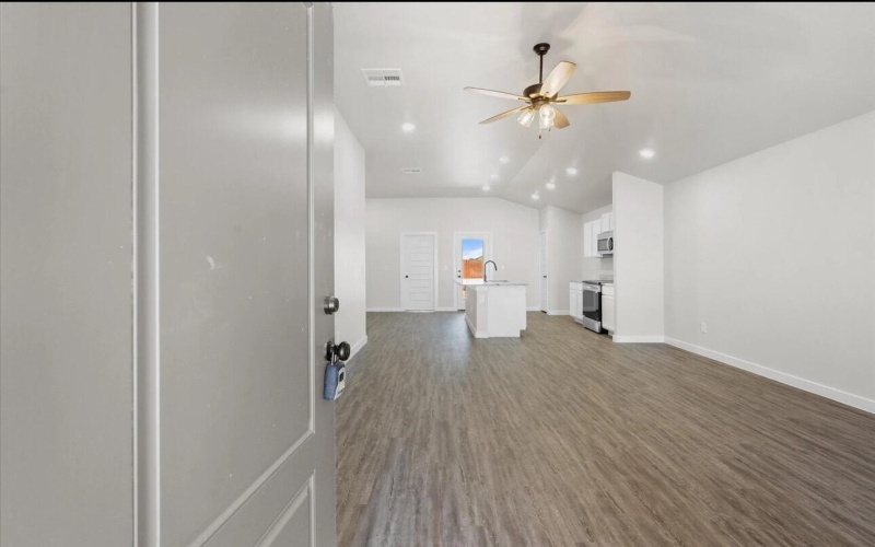 2122 Langford Avenue, Lubbock, TX 79407, 3 Bedrooms Bedrooms, ,2 BathroomsBathrooms,Residential,For Sale,2122 Langford Avenue,0,202602590