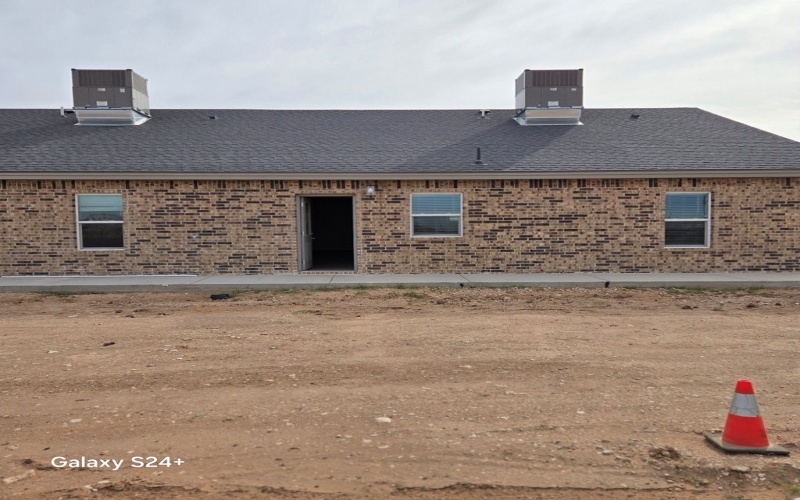 6615 E County Rd 61 unit: 101, 102, Midland, TX 79705, 2 Habitaciones Habitaciones , ,2 BañosBaños,Residential,En Venta,6615 E County Rd 61 unit: 101,102,0,50087272