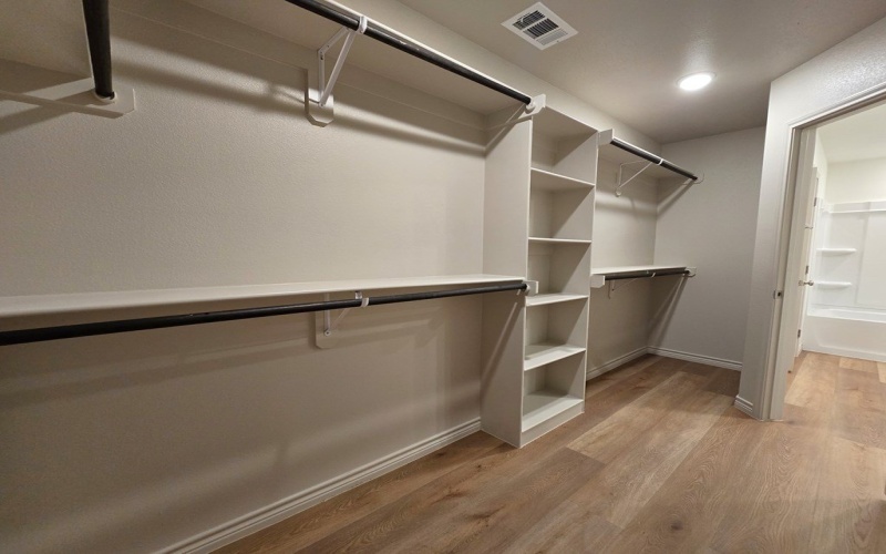 1337 Hogback Way, Midland, TX 79705, 4 Habitaciones Habitaciones , ,2 BañosBaños,Residential,En Venta,1337 Hogback Way,0,50087583