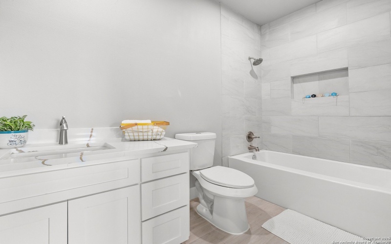 408 canyon circle, Canyon Lake, TX 78133, 3 Bedrooms Bedrooms, ,3 BathroomsBathrooms,Residential,For Sale,408 canyon circle,0,1863387