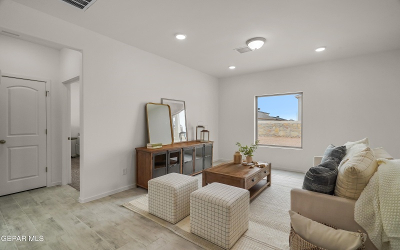 1205 Irish Summer Place, El Paso, TX 79928, 3 Bedrooms Bedrooms, ,1 BathroomBathrooms,Residential,For Sale,1205 Irish Summer Place,0,938971