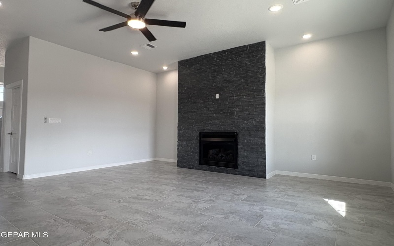 12498 PASEO AZUL Drive, El Paso, TX 79928, 3 Habitaciones Habitaciones , ,2 BañosBaños,Residential,En Venta,12498 PASEO AZUL Drive,0,938976