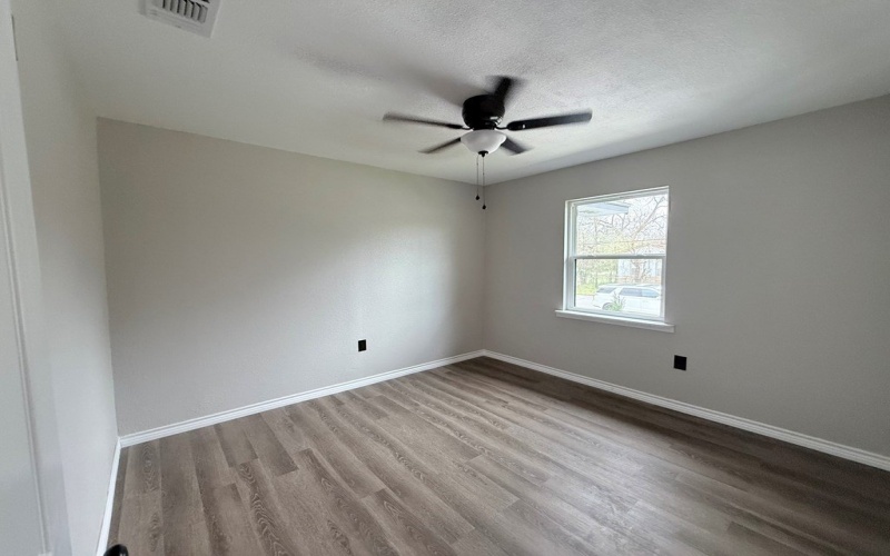 1804 Keltys, Lufkin, TX 75904, 4 Bedrooms Bedrooms, ,2 BathroomsBathrooms,Residential,For Sale,1804 Keltys,0,70010083