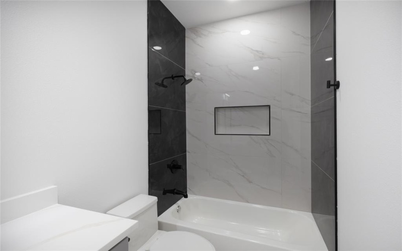 6178 Chickasaw Drive, Mabank, TX 75156, 3 Bedrooms Bedrooms, ,2 BathroomsBathrooms,Residential,For Sale,6178 Chickasaw Drive,0,21167488