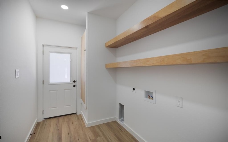 6178 Chickasaw Drive, Mabank, TX 75156, 3 Bedrooms Bedrooms, ,2 BathroomsBathrooms,Residential,For Sale,6178 Chickasaw Drive,0,21167488