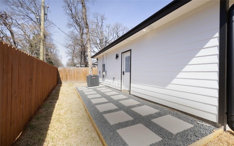 6178 Chickasaw Drive, Mabank, TX 75156, 3 Bedrooms Bedrooms, ,2 BathroomsBathrooms,Residential,For Sale,6178 Chickasaw Drive,0,21167488