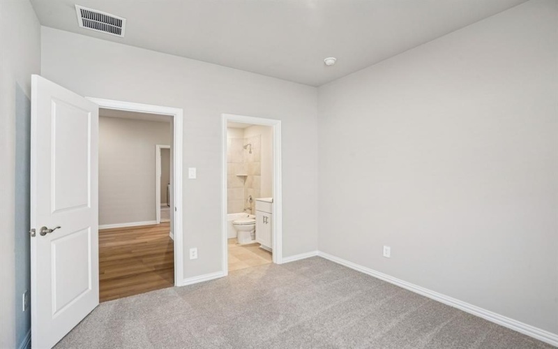 2201 Nicole Drive, Denton, TX 76208, 4 Habitaciones Habitaciones , ,3 BañosBaños,Residential,En Venta,2201 Nicole Drive,0,21168922