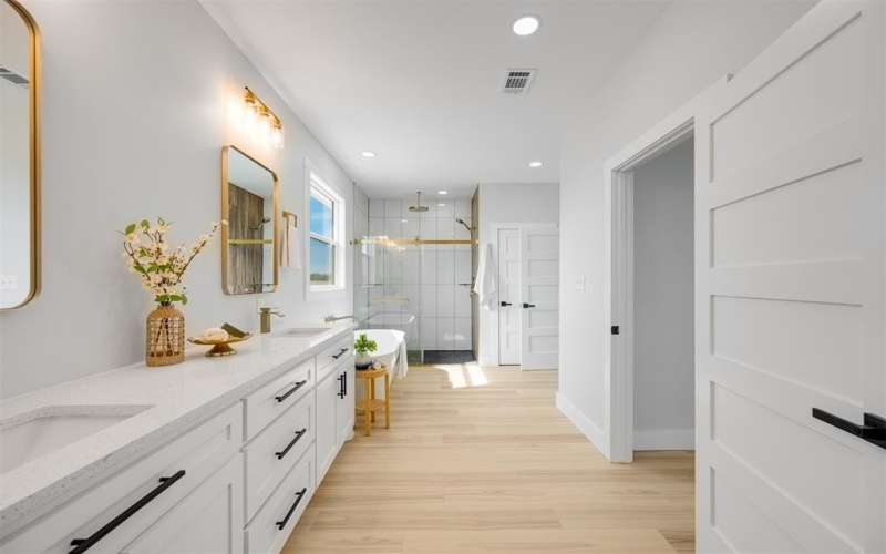 41 Private Road 33084, Sumner, TX 75486, 5 Habitaciones Habitaciones , ,2 BañosBaños,Residential,En Venta,41 Private Road 33084,0,21190000