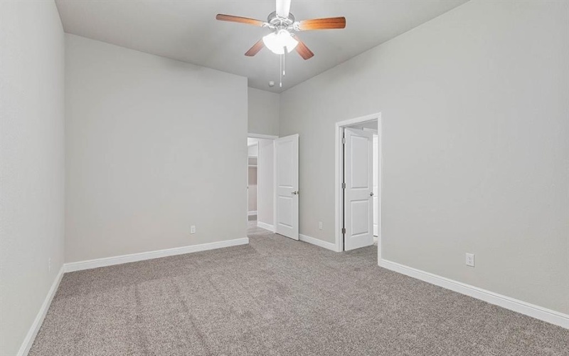 10432 SUNSET SHORE Drive, Grand Prairie, TX 76065, 4 Habitaciones Habitaciones , ,3 BañosBaños,Residential,En Venta,10432 SUNSET SHORE Drive,0,21190188