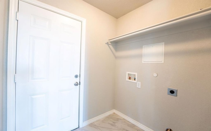 1020 Springview Lane, Mabank, TX 75147, 3 Habitaciones Habitaciones , ,2 BañosBaños,Residential,En Venta,1020 Springview Lane,0,21190234