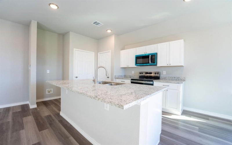 1020 Springview Lane, Mabank, TX 75147, 3 Habitaciones Habitaciones , ,2 BañosBaños,Residential,En Venta,1020 Springview Lane,0,21190234