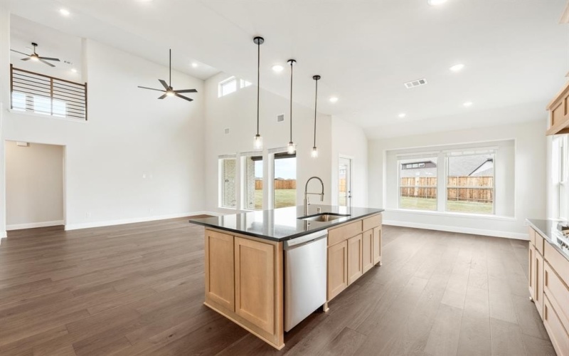 2125 Crosstimber Court, Aubrey, TX 76227, 4 Habitaciones Habitaciones , ,5 BañosBaños,Residential,En Venta,2125 Crosstimber Court,0,21190357