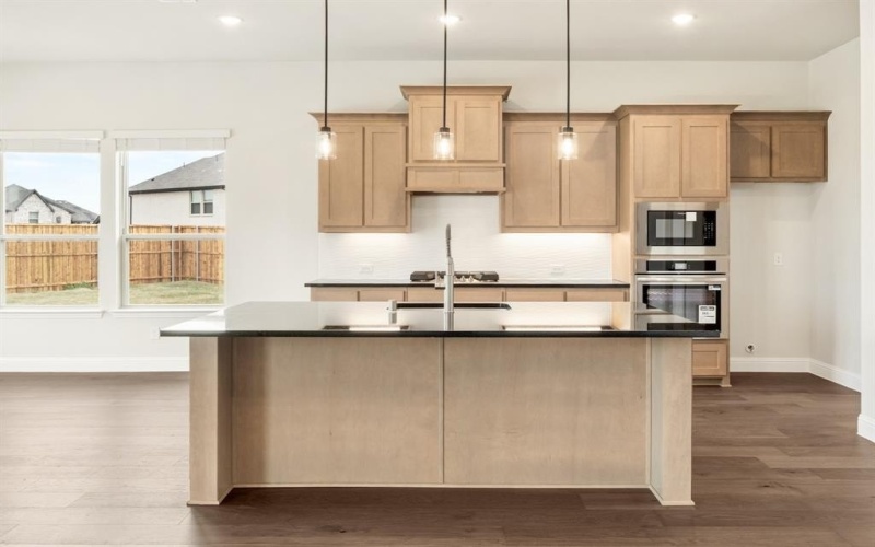 2125 Crosstimber Court, Aubrey, TX 76227, 4 Habitaciones Habitaciones , ,5 BañosBaños,Residential,En Venta,2125 Crosstimber Court,0,21190357