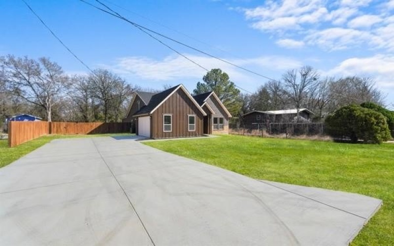 508 Luzon Street, Tool, TX 75143, 4 Habitaciones Habitaciones , ,2 BañosBaños,Residential,En Venta,508 Luzon Street,0,21190431