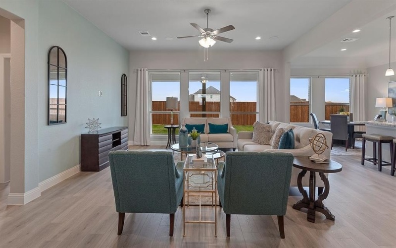 10441 PALMETTO Street, Grand Prairie, TX 76065, 5 Habitaciones Habitaciones , ,3 BañosBaños,Residential,En Venta,10441 PALMETTO Street,0,21190580