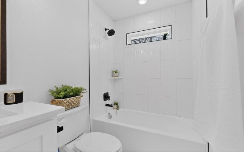 101 Boone Street, Edgewood, TX 75117, 3 Bedrooms Bedrooms, ,2 BathroomsBathrooms,Residential,For Sale,101 Boone Street,0,21190724