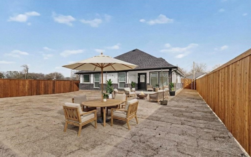 103 Boone Street, Edgewood, TX 75117, 4 Habitaciones Habitaciones , ,2 BañosBaños,Residential,En Venta,103 Boone Street,0,21190799